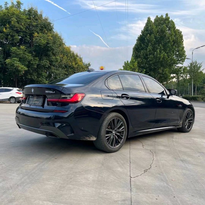 北京20年宝马3系8