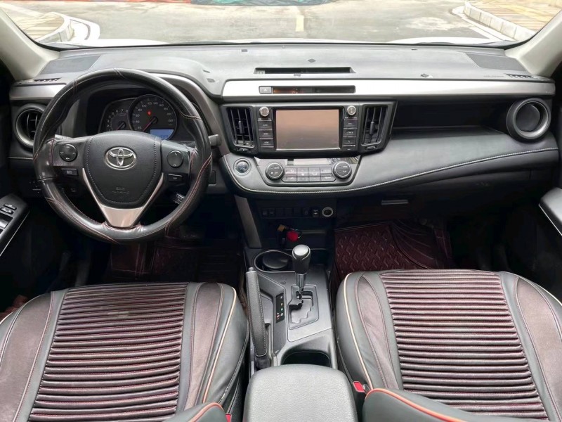 昆明19年豐田RAV4榮放5