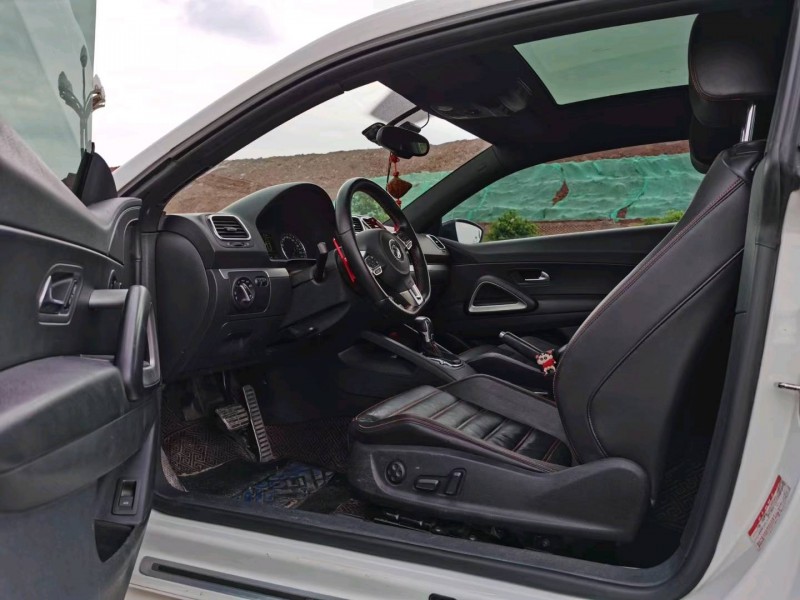 成都14年大众尚酷4