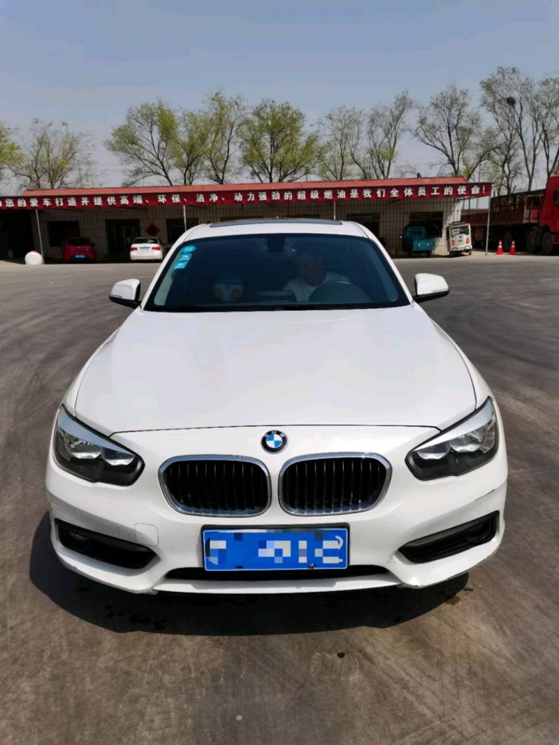 保定17年宝马1系1