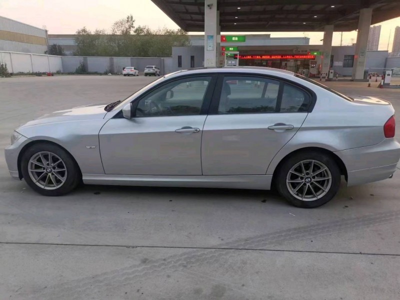 徐州11年宝马3系4