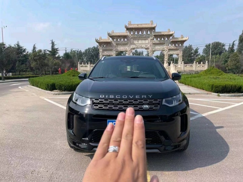 枣庄22年路虎发现9