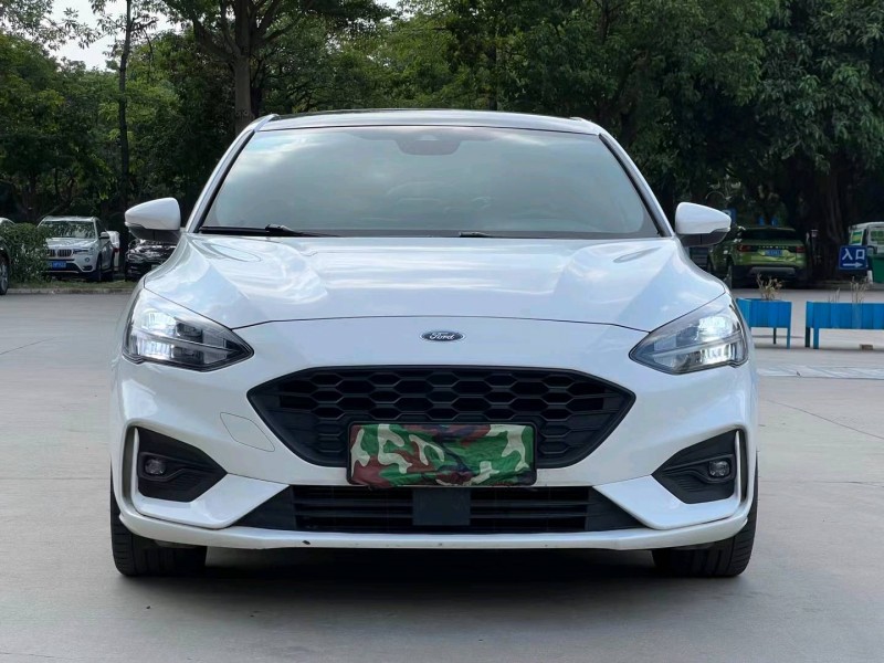 东莞20年福特福克斯1