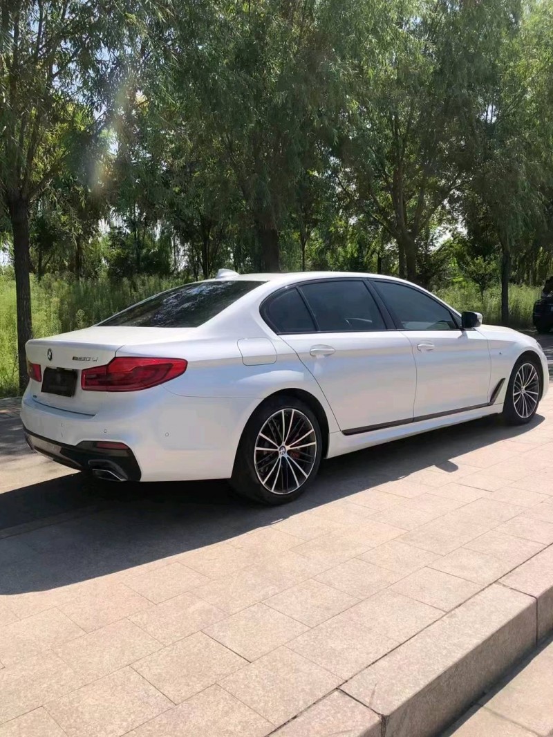 北京19年宝马5系5