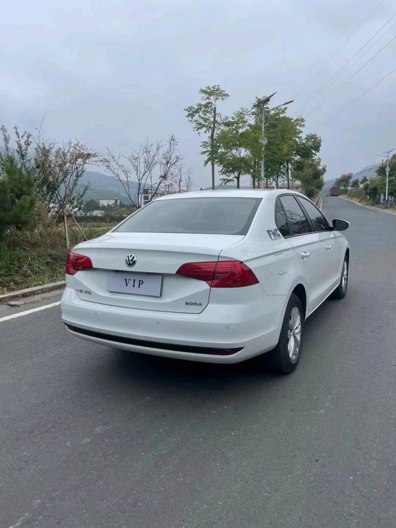宜春17年大众宝来6