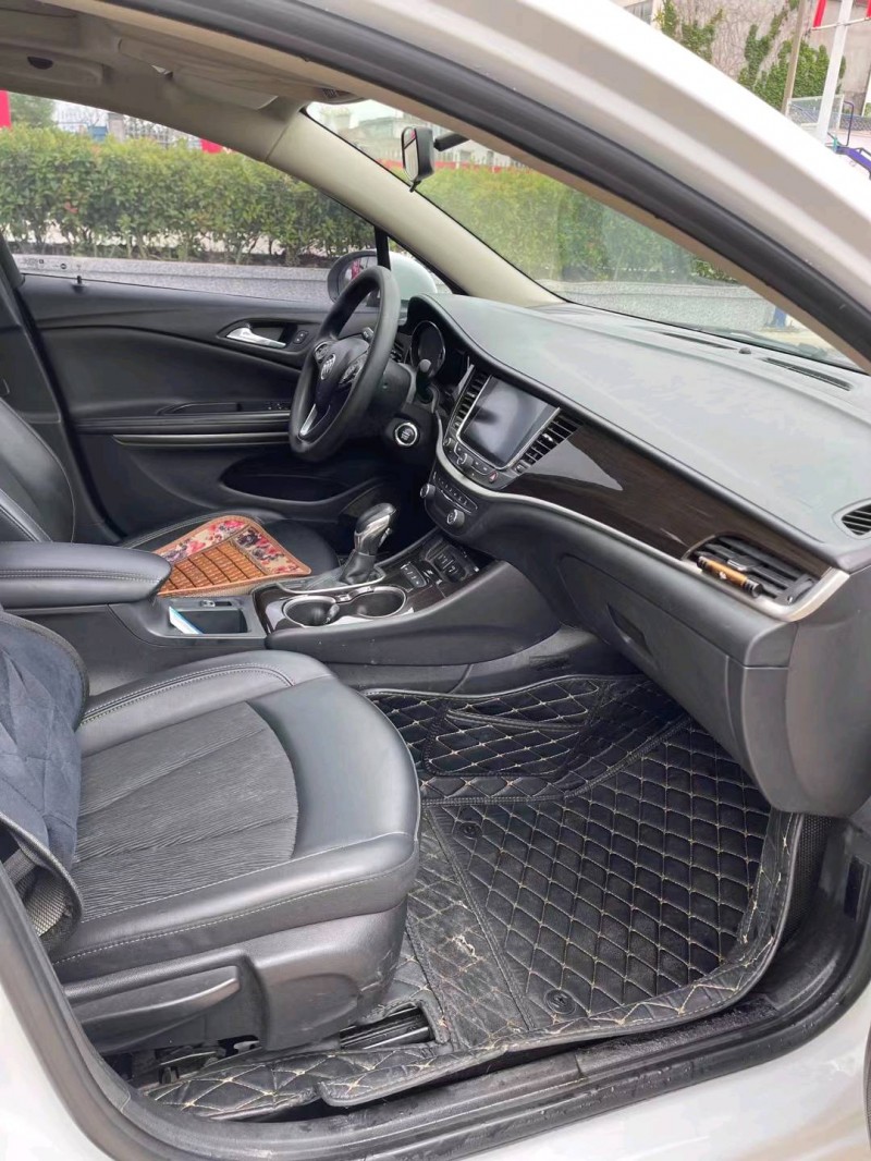 徐州18年别克威朗5