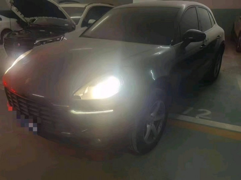 邯鄲18年保時捷Macan2