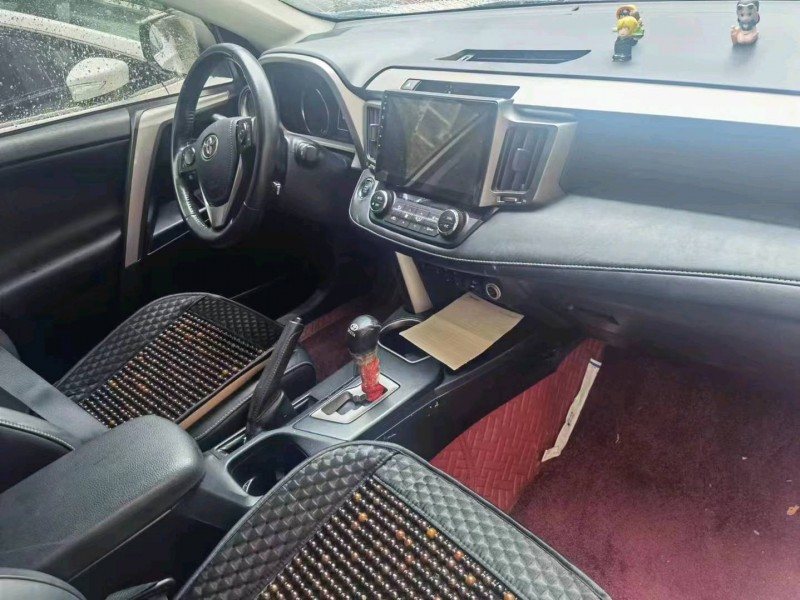 邯鄲17年豐田RAV44
