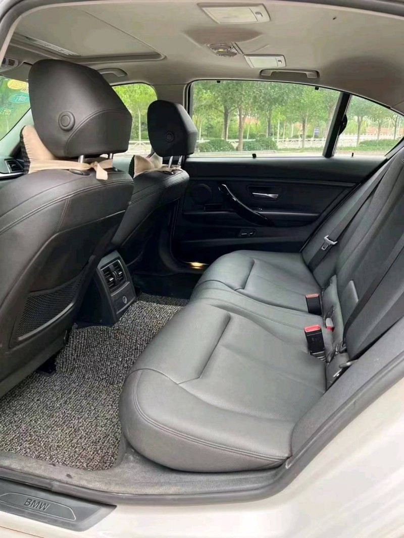 北京18年宝马3系3