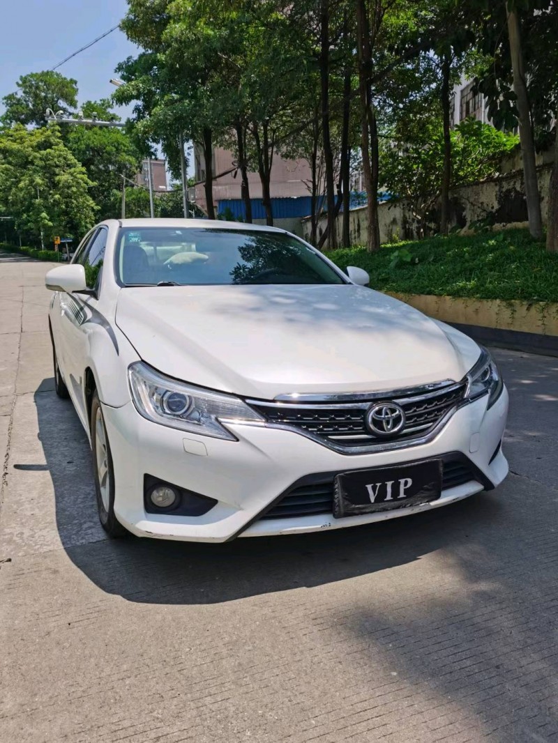 东莞14年丰田锐志2