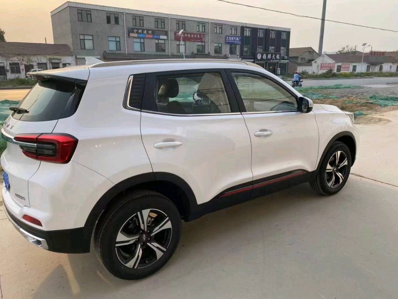 济宁22年奇瑞瑞虎5x5