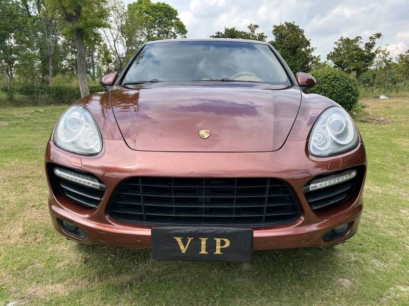 泰州13年保时捷卡宴1