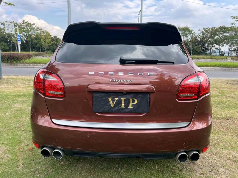 泰州13年保时捷卡宴8