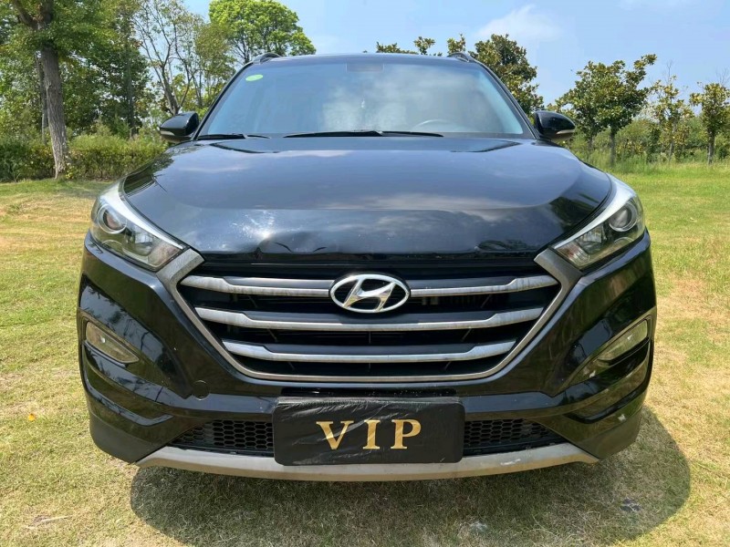 泰州19年现代途胜9