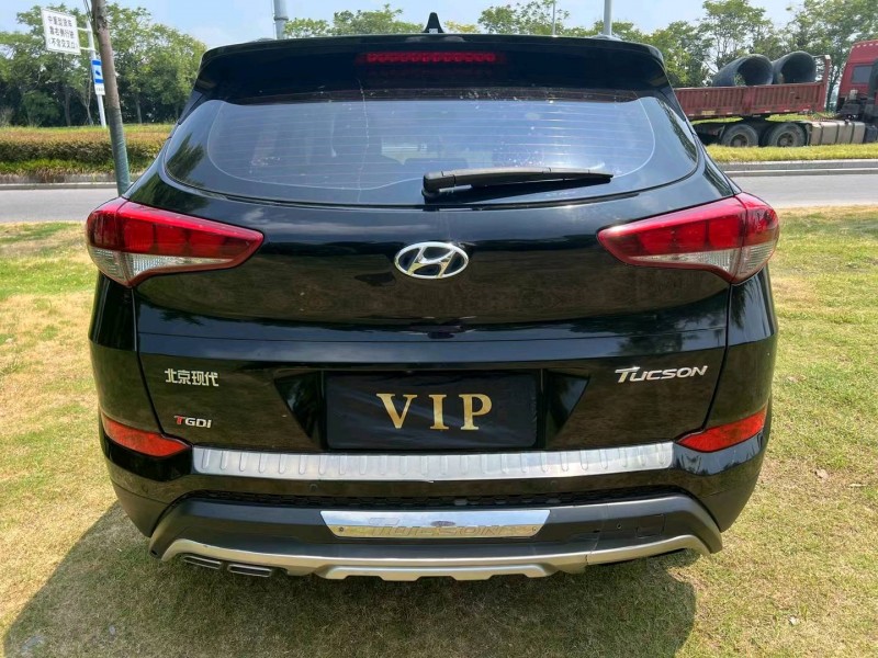 泰州19年现代途胜2