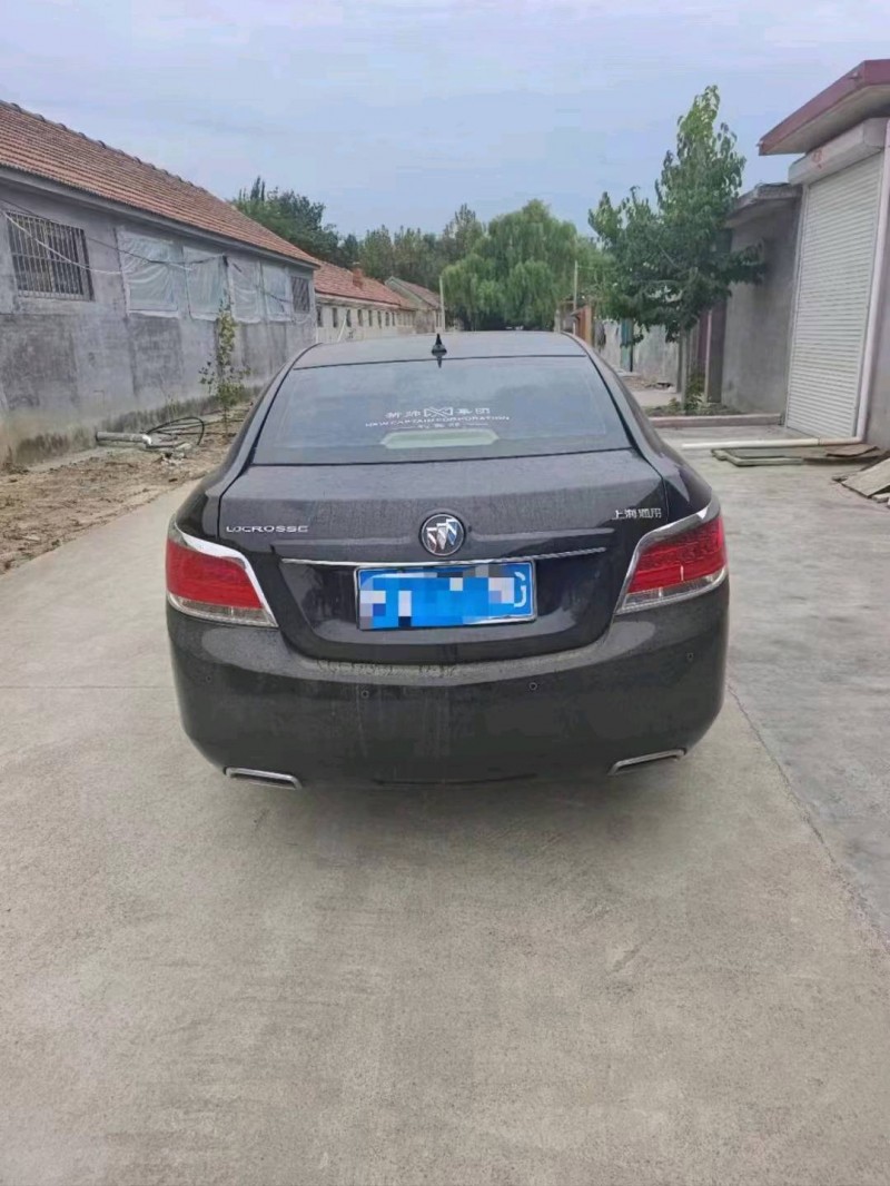 济南10年别克君越9