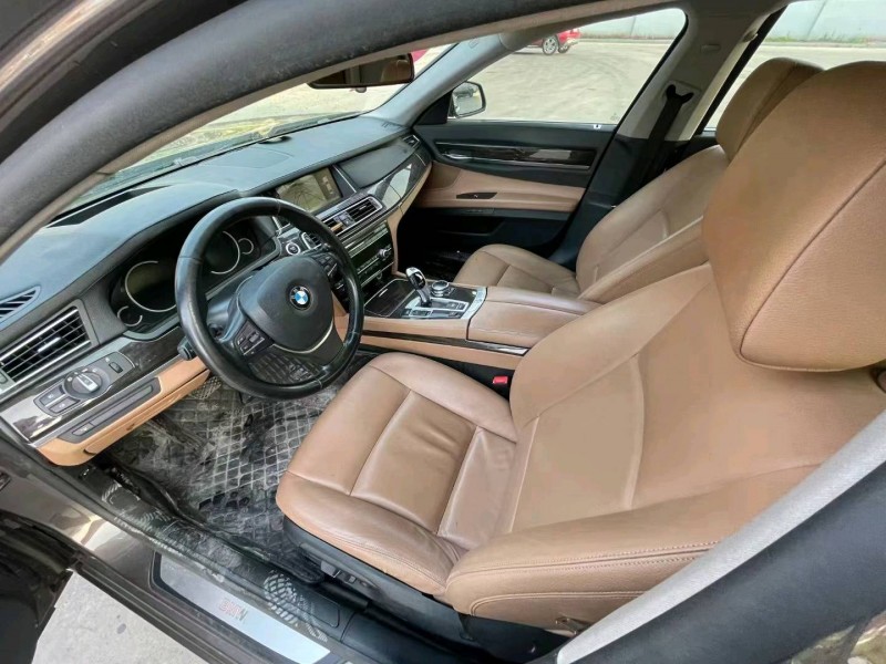 徐州14年宝马7系4