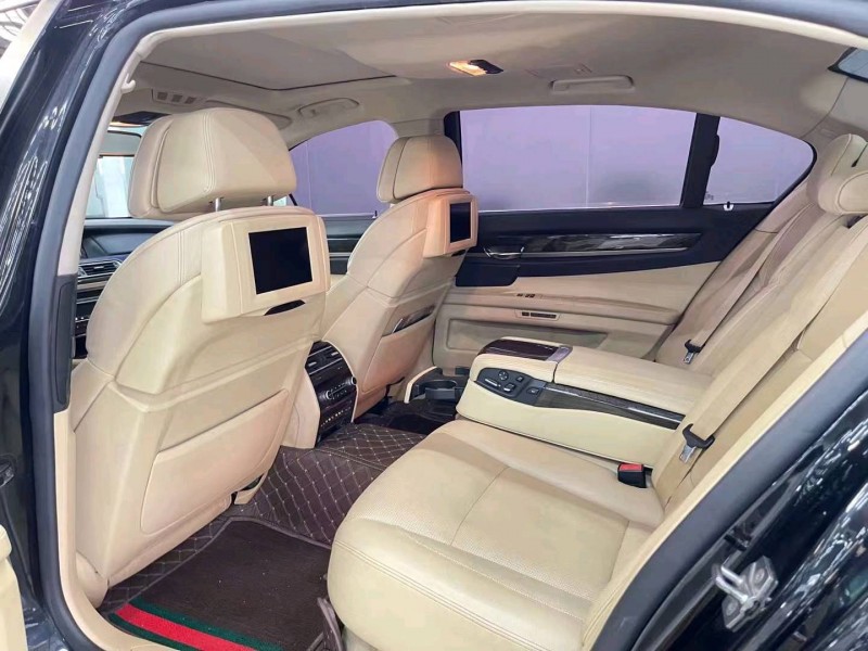 潍坊12年宝马7系7