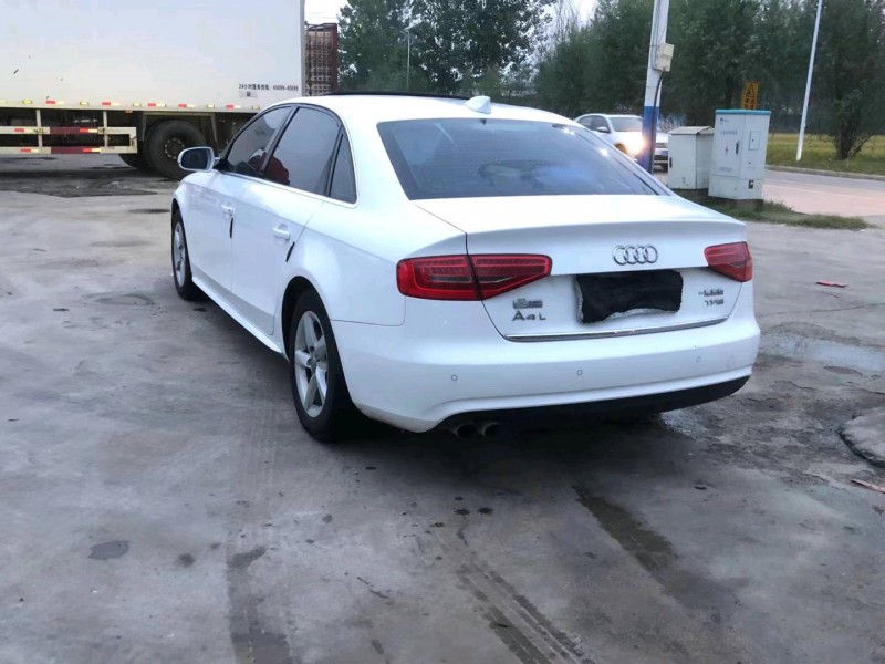 徐州14年奥迪A4L8