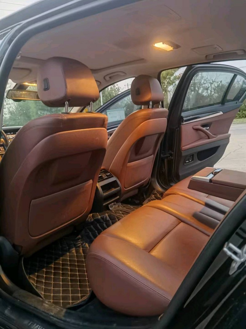 徐州17年宝马5系3