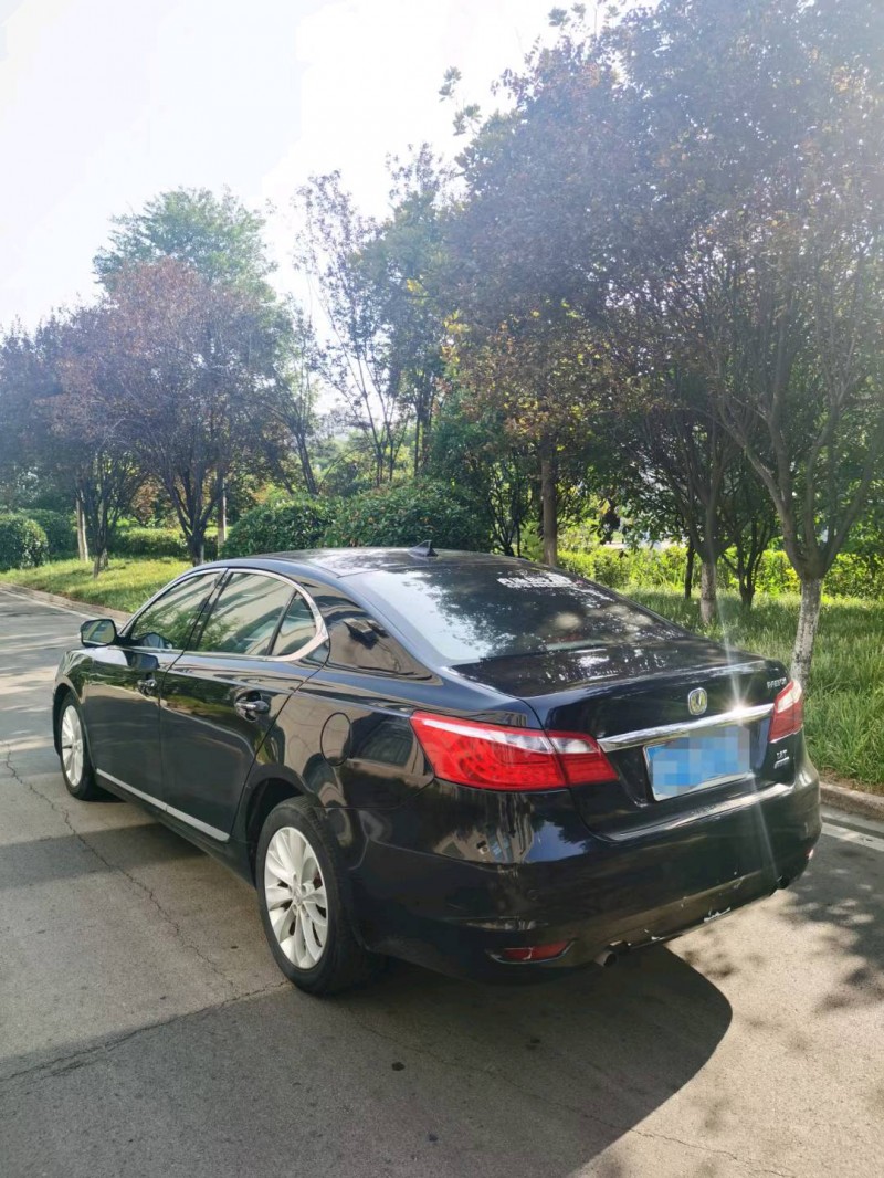 徐州15年长安汽车睿驰CC8