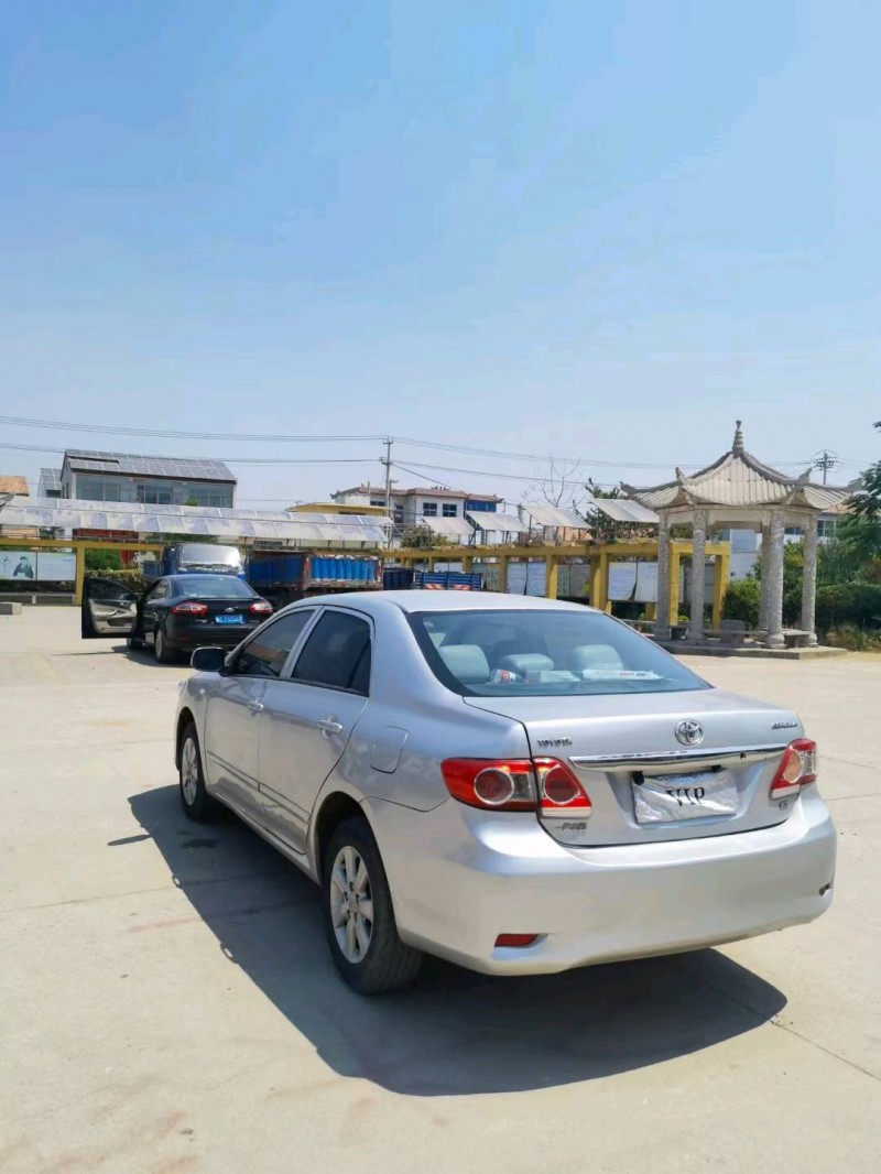 徐州11年丰田卡罗拉8