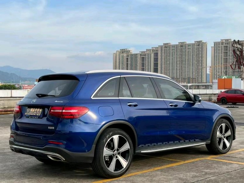 东莞19年奔驰GLC7