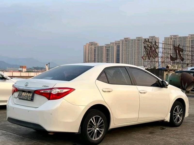 东莞16年丰田雷凌7