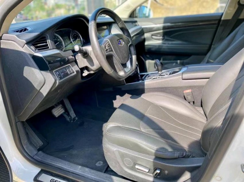 东莞16年吉利博瑞4