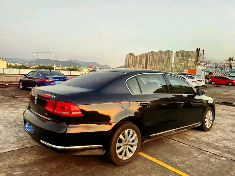 东莞16年大众迈腾8