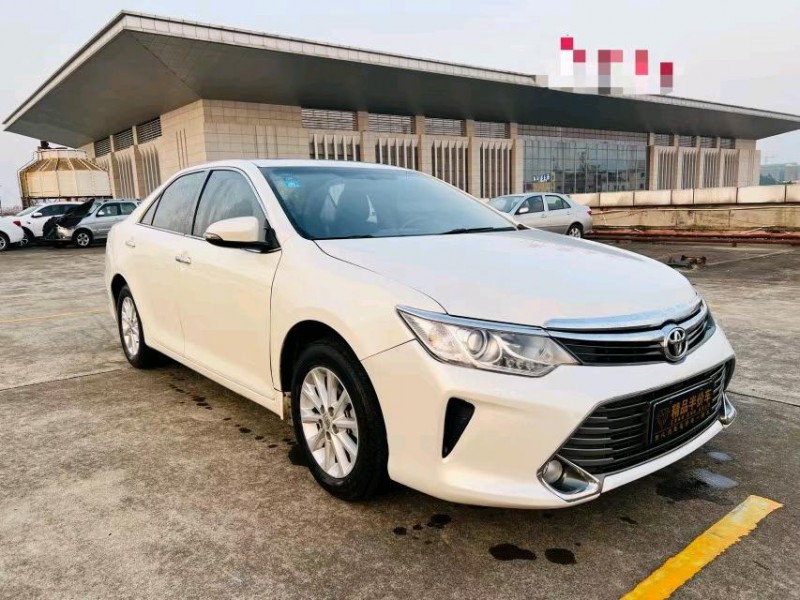 东莞16年丰田凯美瑞3