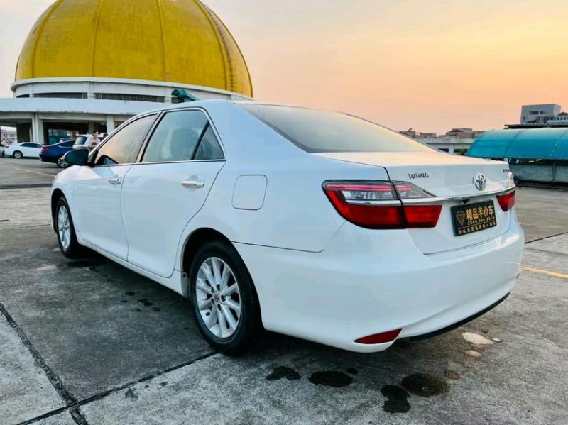 东莞16年丰田凯美瑞7