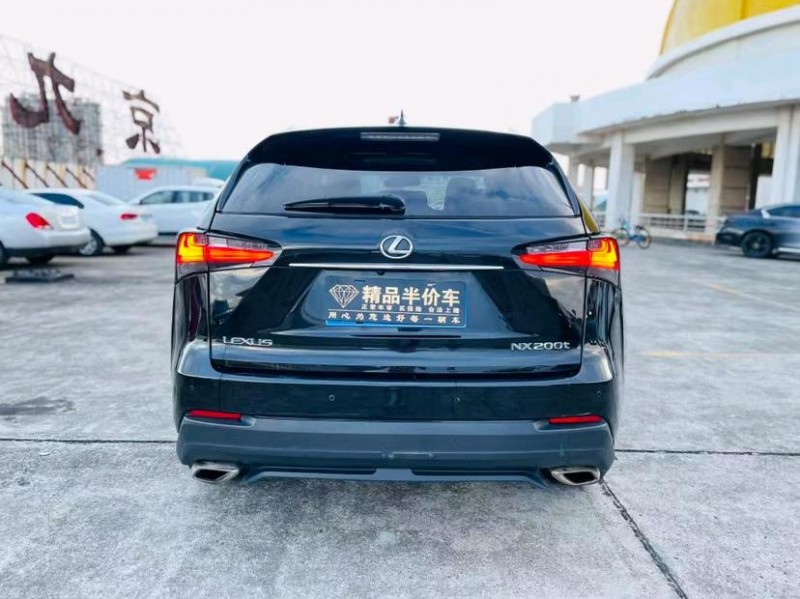 东莞15年雷克萨斯NX9