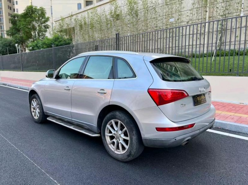 东莞10年奥迪Q57