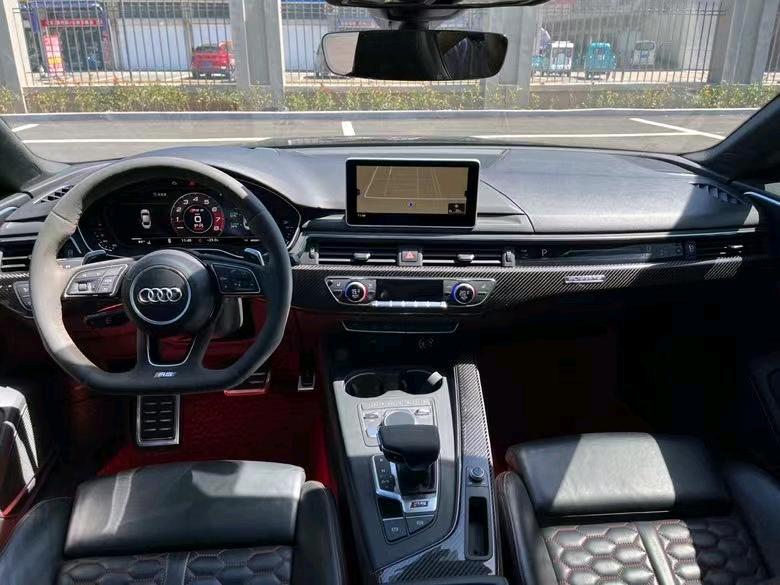 盐城20年奥迪RS57