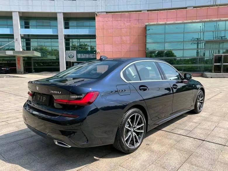 盐城22年宝马3系8