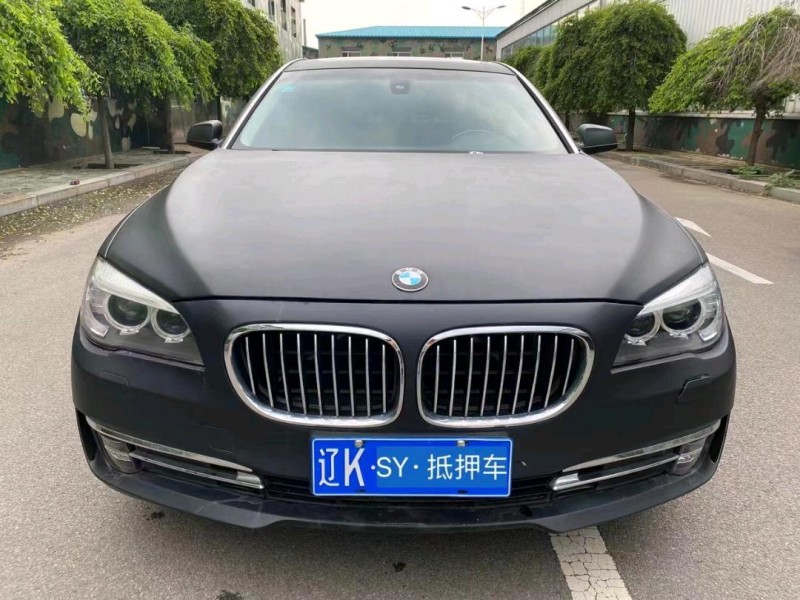 沈阳09年宝马7系1