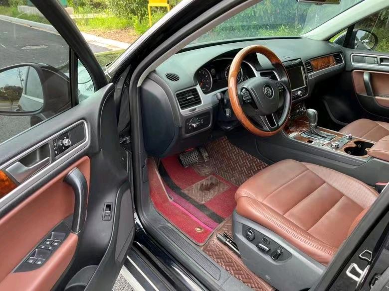 盐城15年大众途锐6