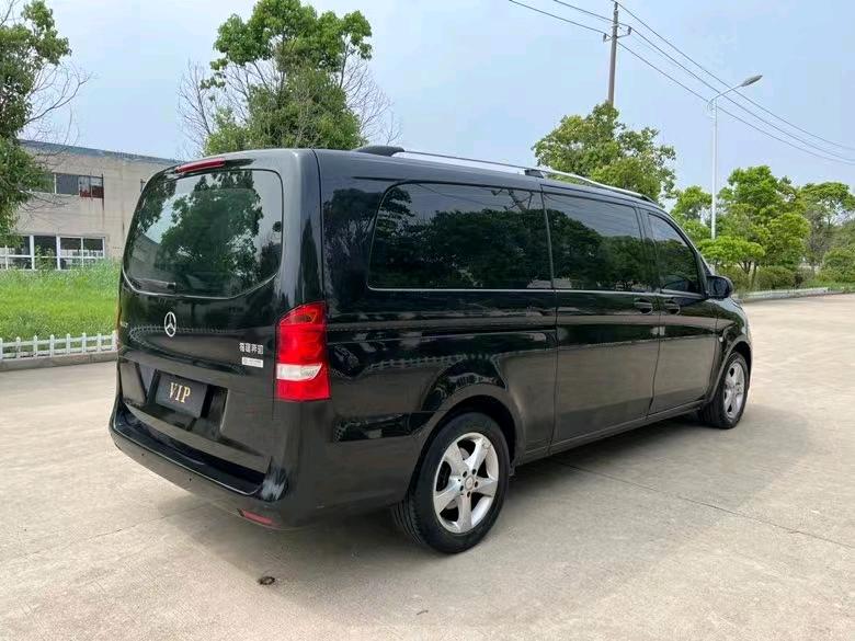 盐城17年奔驰威霆2