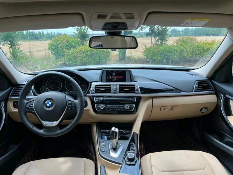 徐州17年宝马3系8