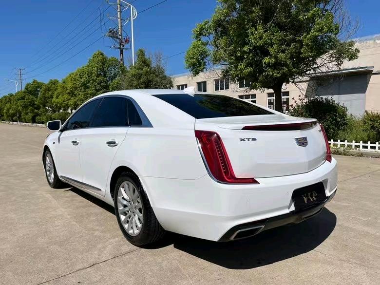 盐城18年凯迪拉克XTS9