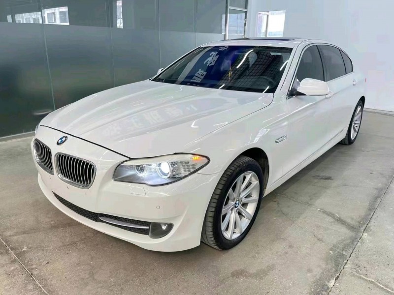 济宁13年宝马5系8