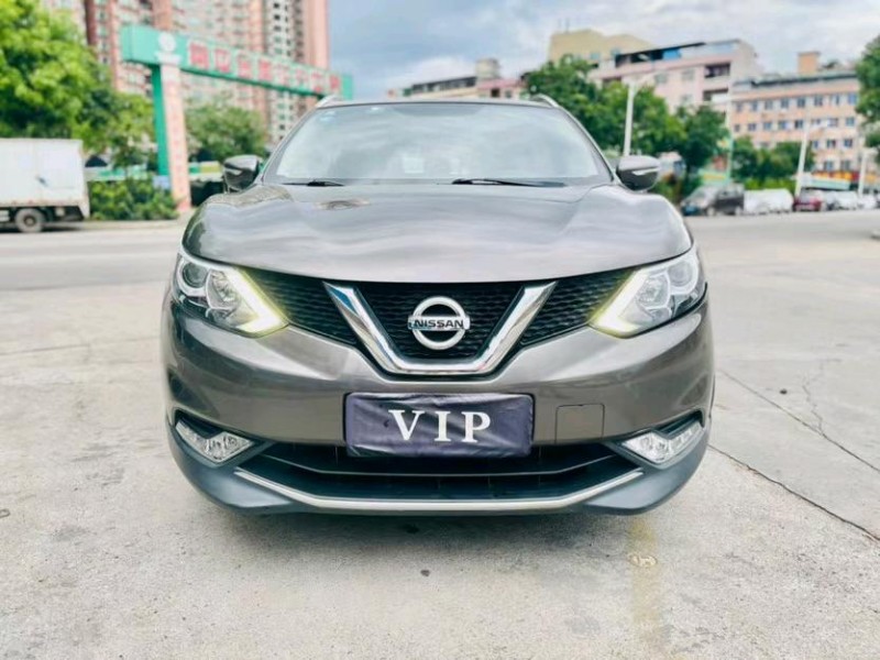 东莞17年日产逍客1