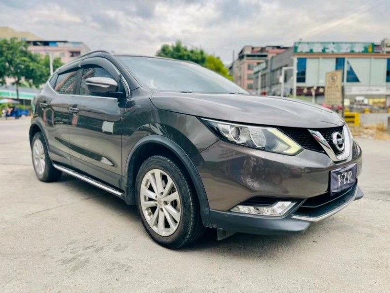 东莞17年日产逍客3