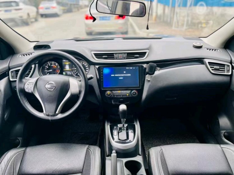 东莞17年日产逍客6