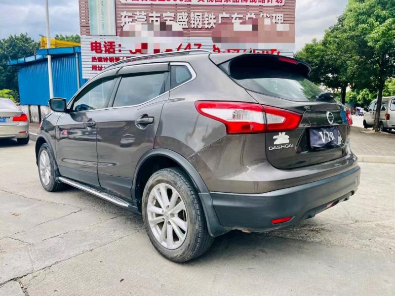 东莞17年日产逍客8