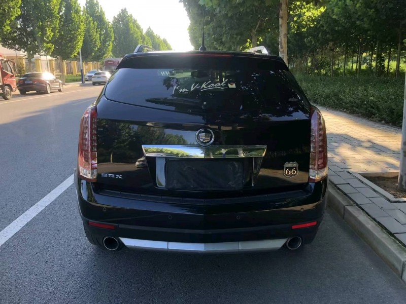 廊坊13年凯迪拉克SRX9