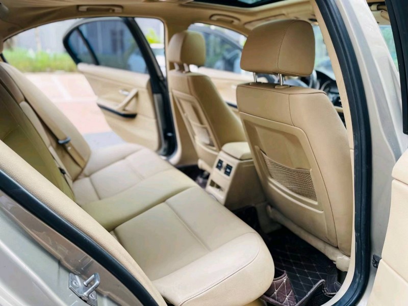 东莞12年宝马3系4