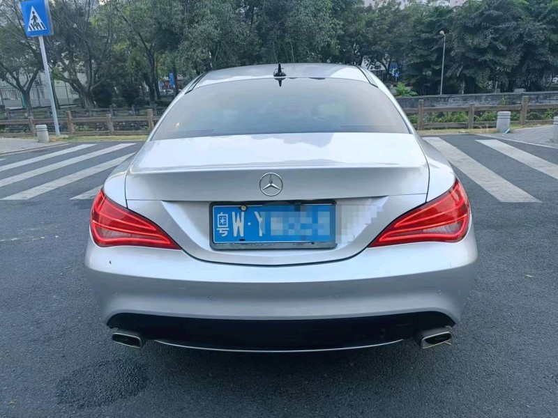 广州16年奔驰GLA9