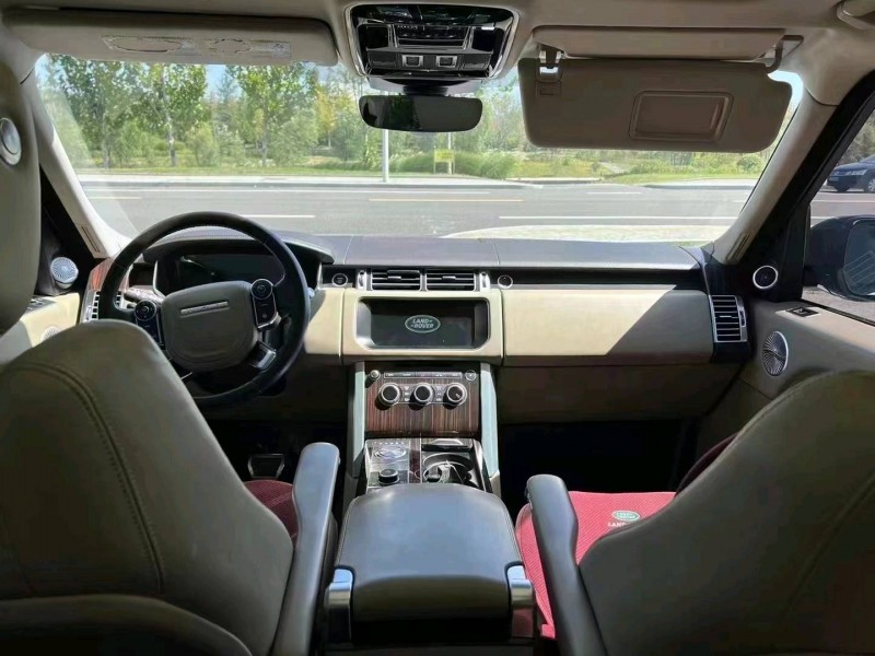 青岛17年路虎揽胜行政6